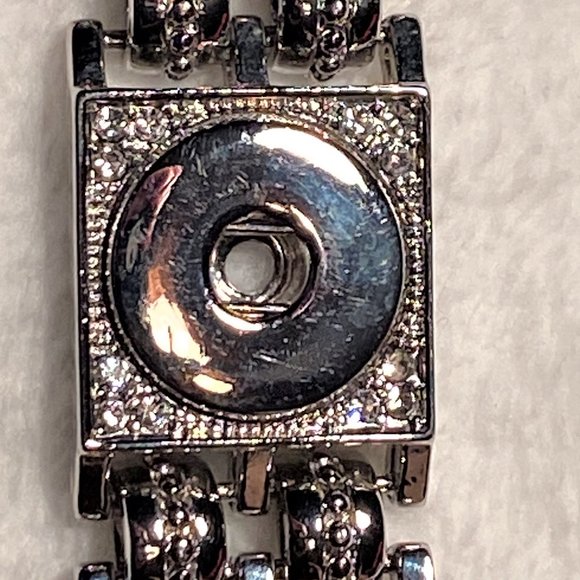 NWOT Silver Sparkle Snap Charm Button Bracelet 6.75" Length - Fits Large Snaps - Picture 8 of 13